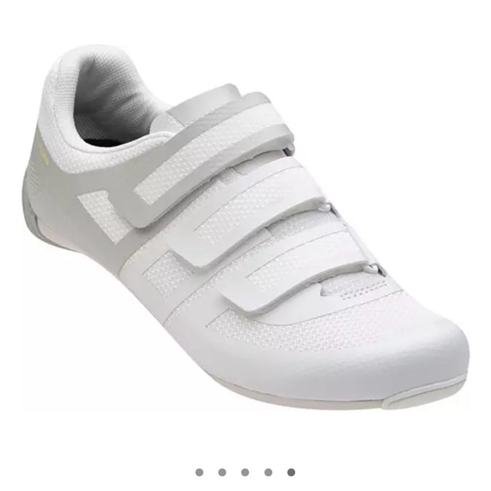 Pearl Izumi Quest Cycling Shoes (Clips Included)